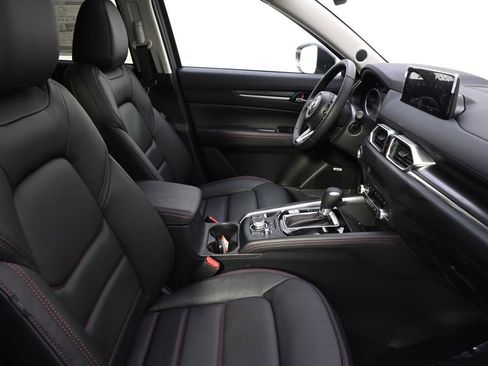 New 2025 MAZDA CX-5 Carbon Edition image 16