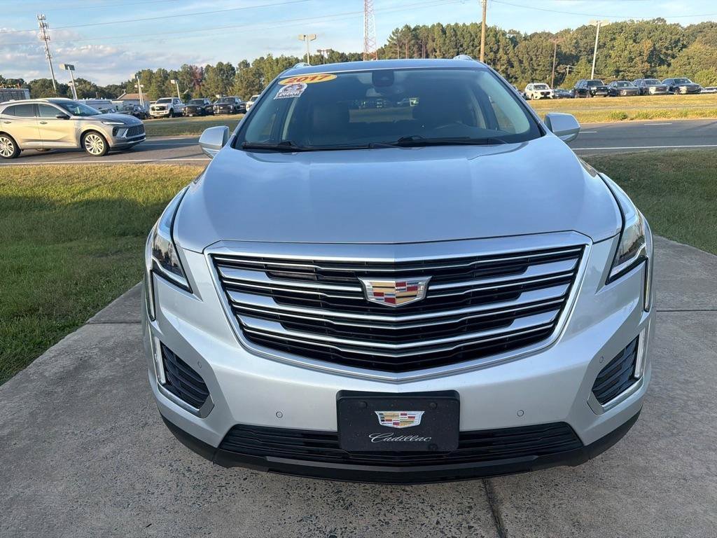 Used 2017 Cadillac XT5 Premium Luxury w/ LPO, Wheel Lock Package FWD image 3