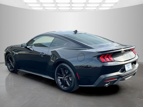 Used 2024 Ford Mustang GT image 6