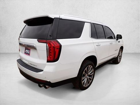 Used 2021 GMC Yukon Denali w/ Denali Ultimate Package AWD/4WD image 4