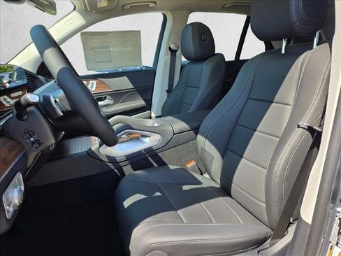 Certified 2026 Mercedes-Benz GLE 350 4MATIC image 4