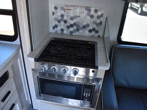 Used 2022 Ford E-450 and Econoline 450 Super Duty w/ Motorhome Prep Package RWD image 19