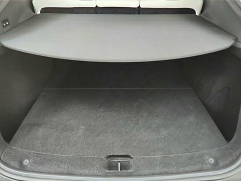 Used 2026 Tesla Model Y 2WD image 15