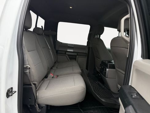 Used 2018 Ford F150 XLT w/ Equipment Group 302A Luxury AWD/4WD image 18