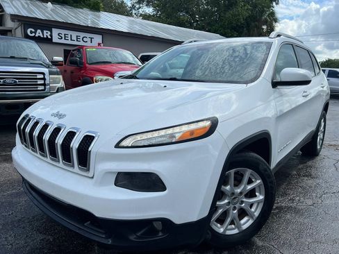 Used 2015 Jeep Cherokee Latitude w/ Comfort/Convenience Group FWD image 1