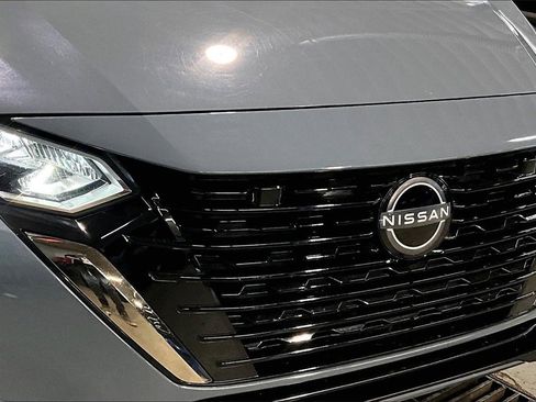 Used 2024 Nissan Sentra SR w/ Trunk Package image 27