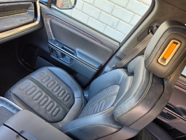 Used 2022 Rivian R1S Launch Edition Quad AWD/4WD image 46