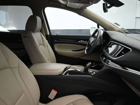 Used 2020 Buick Enclave Essence w/ Sound and Sites Package image 10