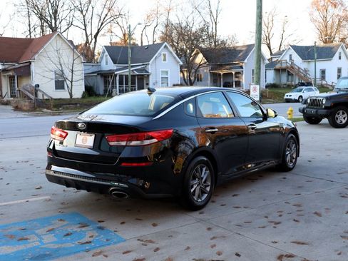 Used 2019 Kia Optima LX image 7