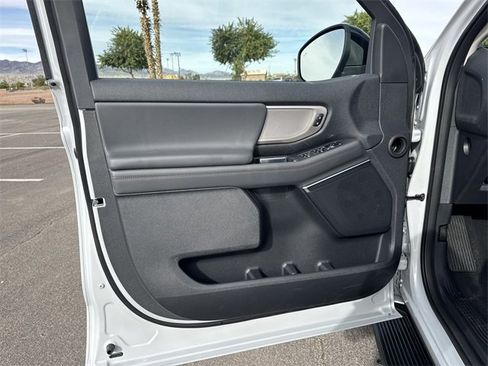 New 2025 Ford Expedition Max Active image 9