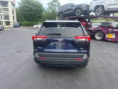Used 2024 Toyota RAV4 XLE FWD image 5