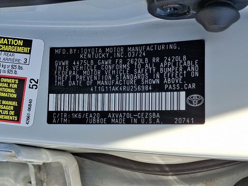 Used 2024 Toyota Camry SE image 26