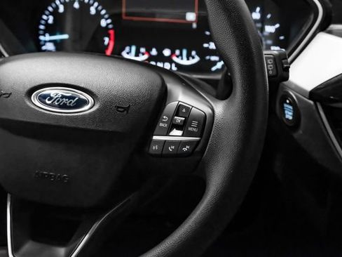 Used 2021 Ford Escape SE image 27