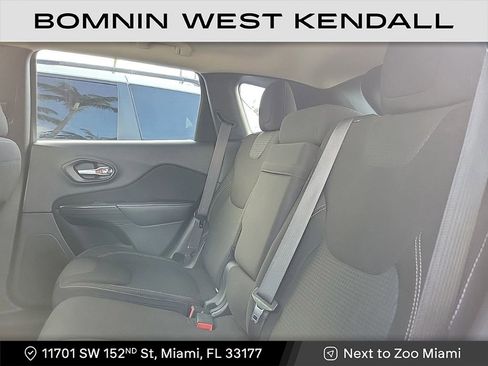 Used 2016 Jeep Cherokee Latitude w/ Trailer Tow Group image 10