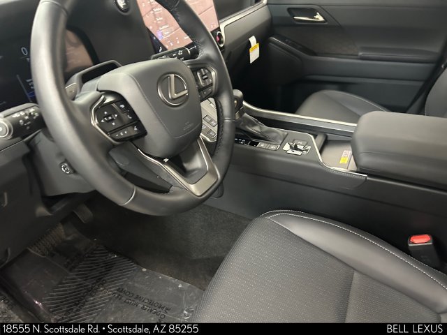 Used 2026 Lexus GX 550 w/ Accessory Package (2T) AWD/4WD image 19