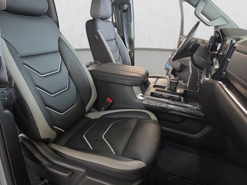 Used 2024 Chevrolet Silverado 1500 RST w/ Convenience Package II image 10