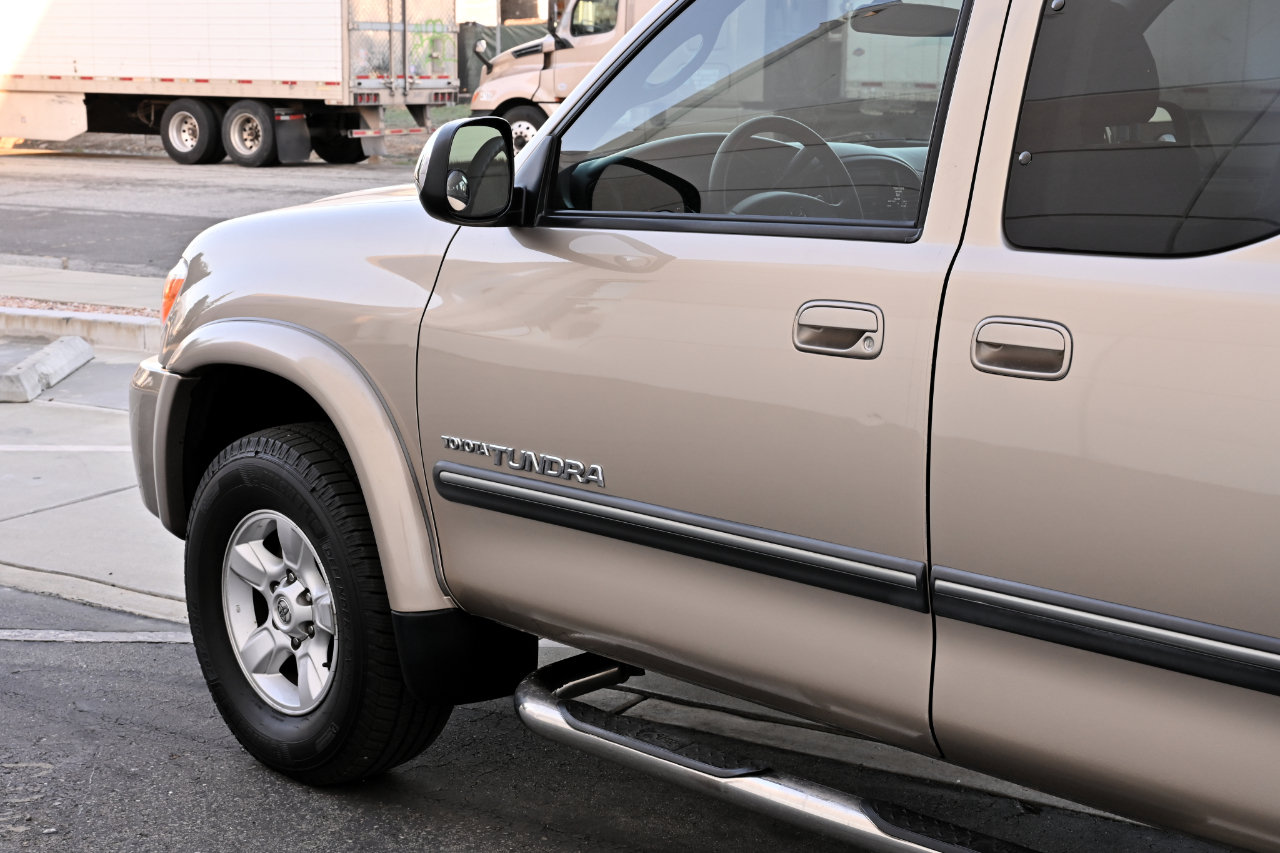Used 2006 Toyota Tundra SR5 w/ TRD Off-Road Pkg AWD/4WD image 29
