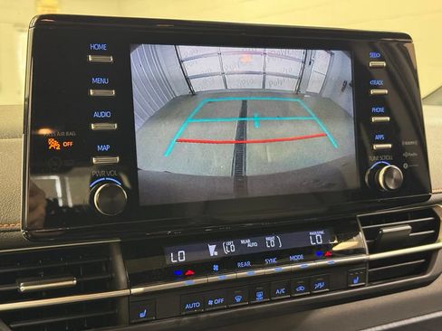 Used 2021 Toyota Sienna XSE FWD image 49