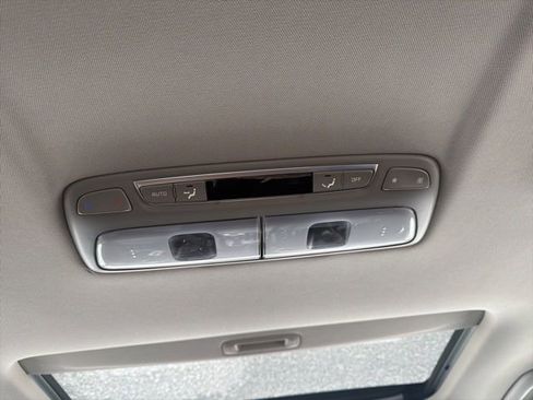 Certified 2024 Kia Telluride S w/ S Sunroof Package image 18