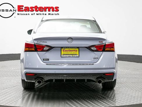 Used 2023 Nissan Altima 2.5 SR AWD/4WD image 6