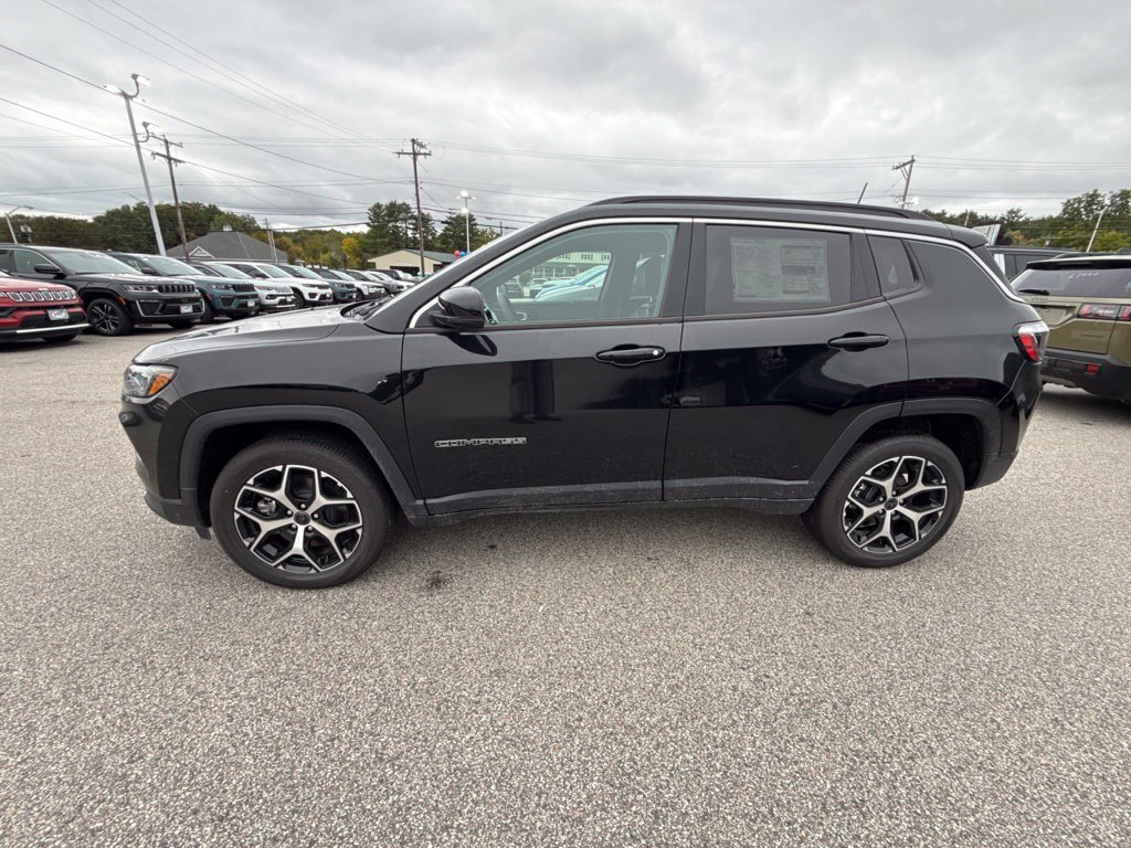 New 2026 Jeep Compass Limited AWD/4WD image 2