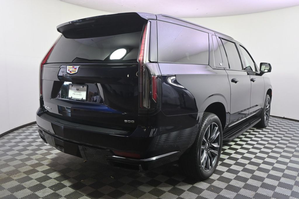 Certified 2024 Cadillac Escalade ESV Sport w/ Touring Package AWD/4WD image 6