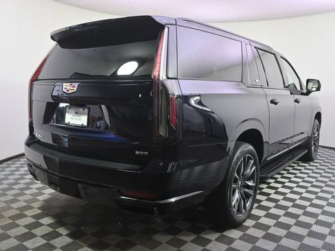 Used 2024 Cadillac Escalade ESV Sport w/ Touring Package AWD/4WD image 6