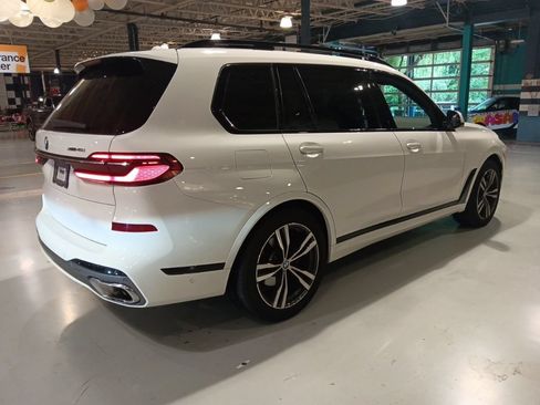Used 2024 BMW X7 xDrive40i w/ Executive Package AWD/4WD image 13