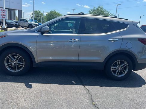 Used 2017 Hyundai Santa Fe Sport AWD/4WD image 11