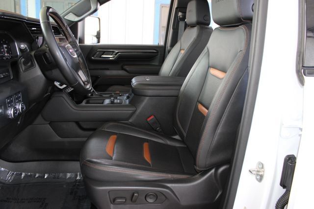 Used 2024 GMC Sierra 2500 AT4 w/ AT4 Premium Plus Package AWD/4WD image 24