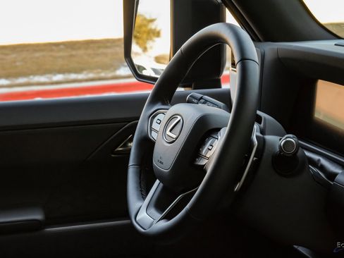 Used 2025 Lexus GX 550 550 Luxury+ HUD Traffic Jam As w/ Accessory Package (2T) image 59