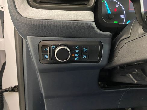 Used 2023 Ford Maverick XLT image 18