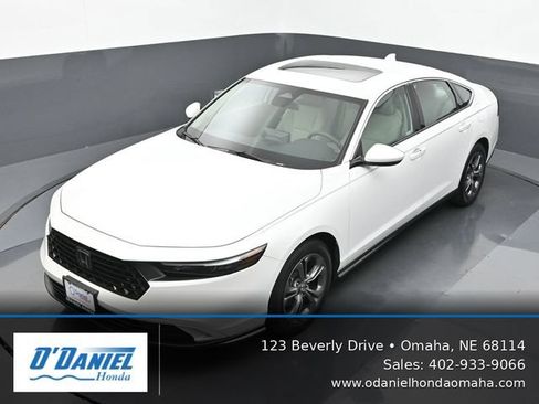 Used 2023 Honda Accord EX image 21