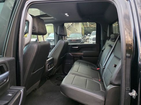 Used 2022 Chevrolet Silverado 2500 LTZ w/ LTZ Plus Package image 30