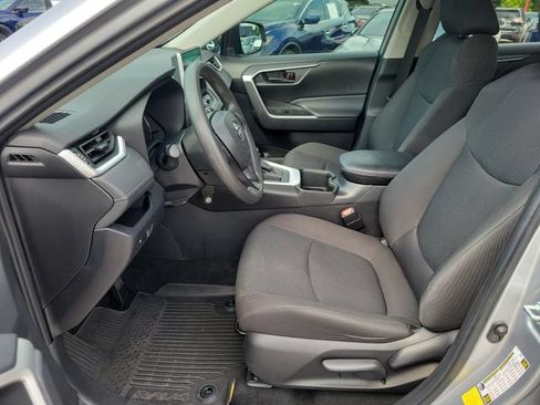 Used 2024 Toyota RAV4 LE FWD image 20