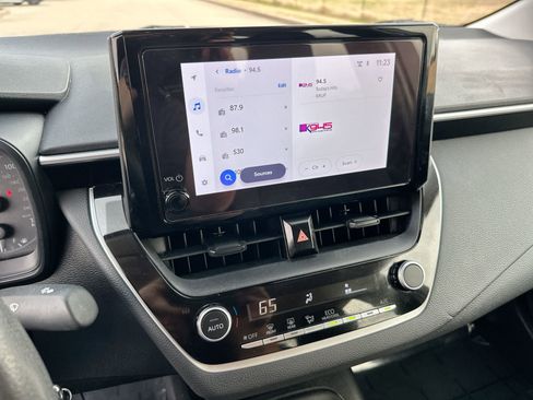 Used 2024 Toyota Corolla LE image 17