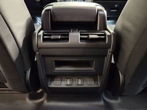 New 2026 Land Rover Defender 110 X-Dynamic SE AWD/4WD image 51
