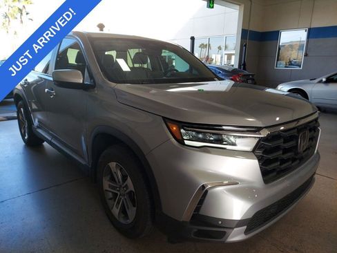 Certified 2023 Honda Pilot EX-L image 2