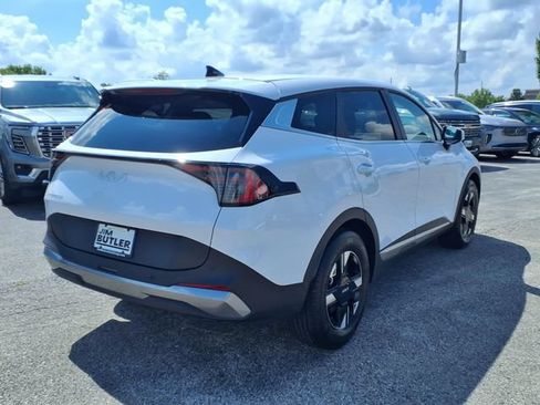 Used 2026 Kia Sportage LX FWD image 3