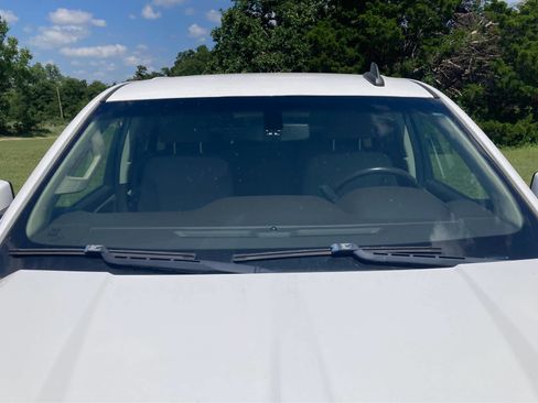 Used 2018 Chevrolet Silverado 1500 LT w/ All Star Edition AWD/4WD image 11