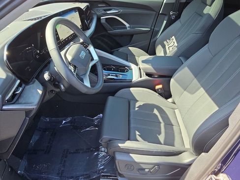 Used 2025 Audi Q5 Premium Plus AWD/4WD image 11