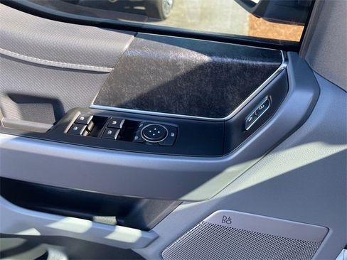 Used 2025 Ford F150 Lightning Flash image 17