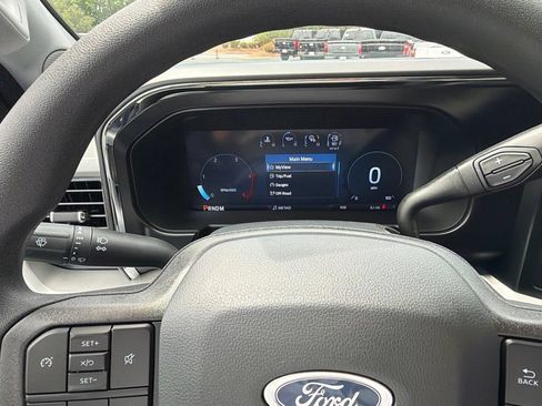 New 2026 Ford F250 XLT w/ XLT Premium Package AWD/4WD image 5