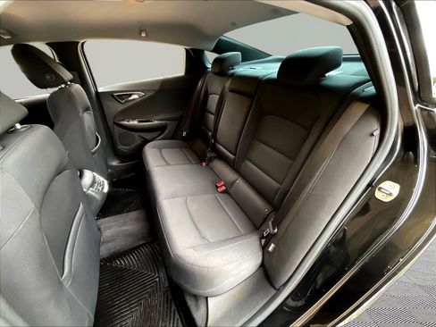 Used 2017 Chevrolet Malibu LT FWD image 21