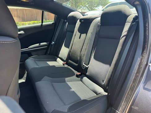 Used 2020 Dodge Charger SXT RWD image 23