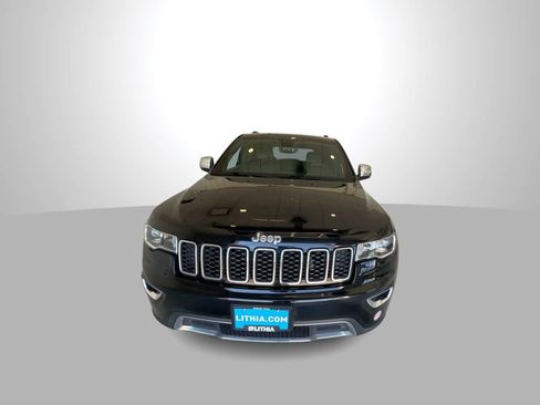 Used 2018 Jeep Grand Cherokee Limited AWD/4WD image 3