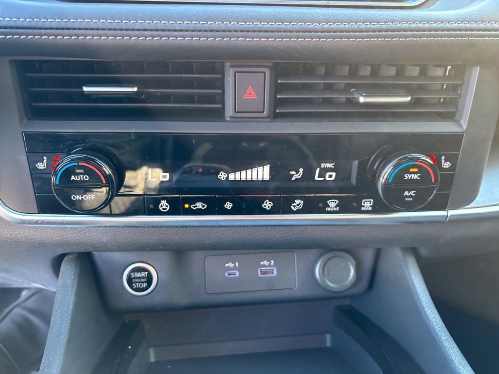Certified 2023 Nissan Rogue SV w/ SV Premium B Package AWD/4WD image 27