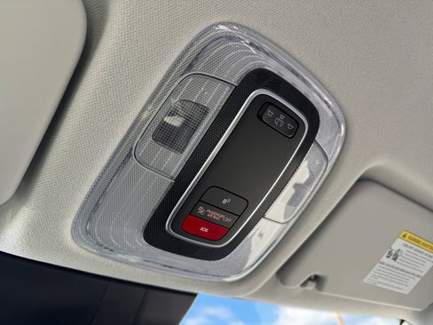 New 2026 Hyundai Kona SE image 16