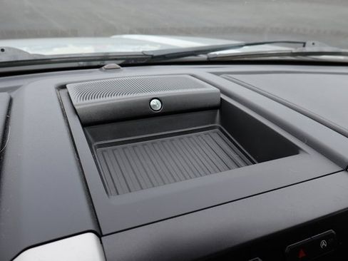 Used 2019 Ford F150 Lariat w/ Equipment Group 502A Luxury image 29