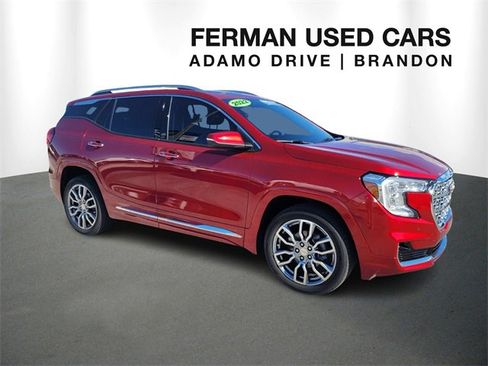Used 2022 GMC Terrain Denali image 1